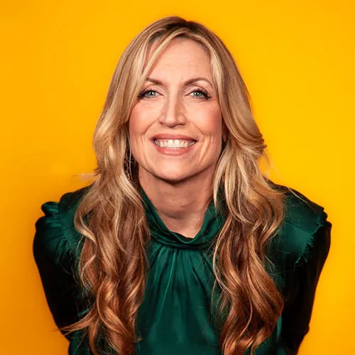 Headshot of Laurie Kilmartin